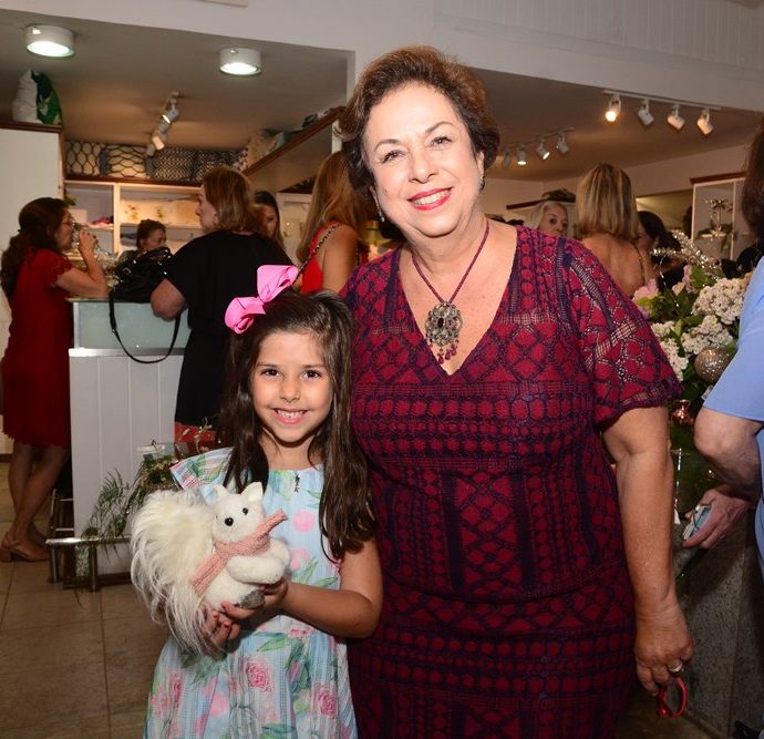 Helena Cavalcante E Júlia Philomeno