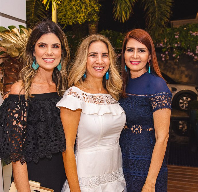 Ines Castro, Karmilse Marinho E Lorena Pouchain