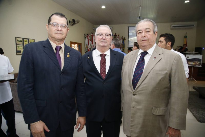 Solenidade - Escola de Aprendizes-Marinheiros do Ceará realiza cerimônia de formatura e Juramento à Bandeira