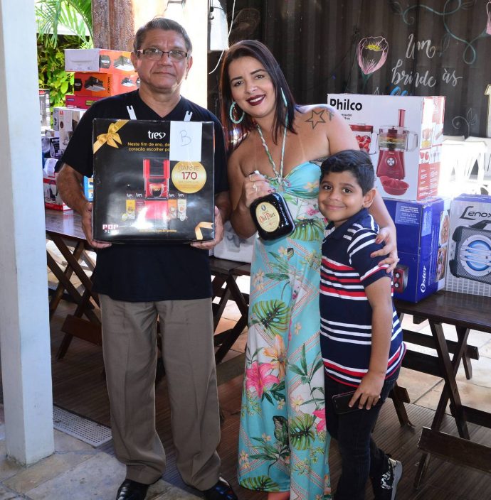 João Batista, Jessica Barbosa E Ubiratan Jinkings 