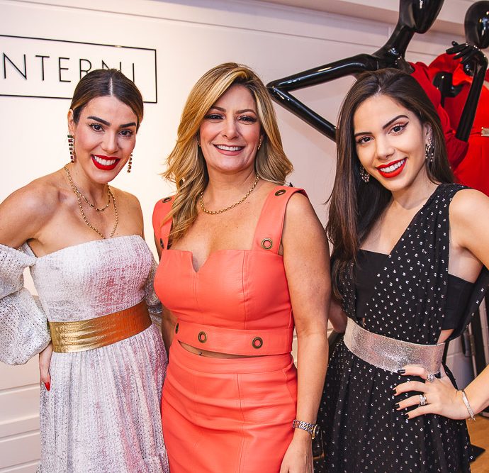 Juliana Cordeiro, Tatiana Luna E Nicole Vasconcelos