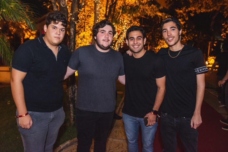 Xmas Party - Natal New IN reúne a nata da nova geração