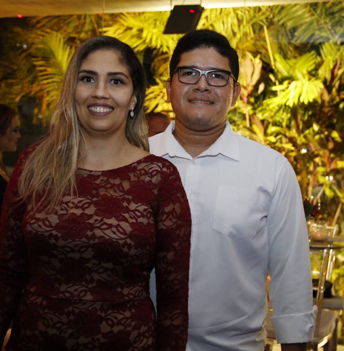 Kerla Nascimento E Icaro Alencar