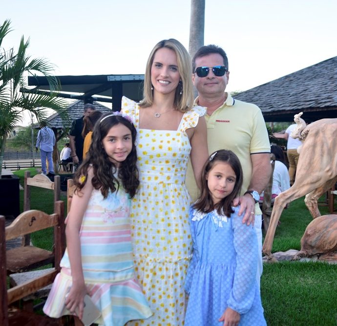 Lara, Carla, Nina E Marcos André Borges