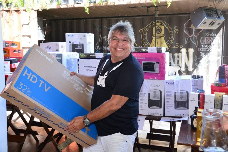 Happening - Jardins Lounge Bar serve de cenário para a Confraternização dos Fotógrafos Sociais de Fortaleza