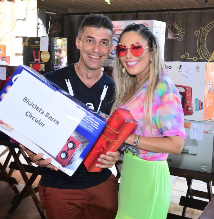 Lino Vieira E Tathy Rabelo