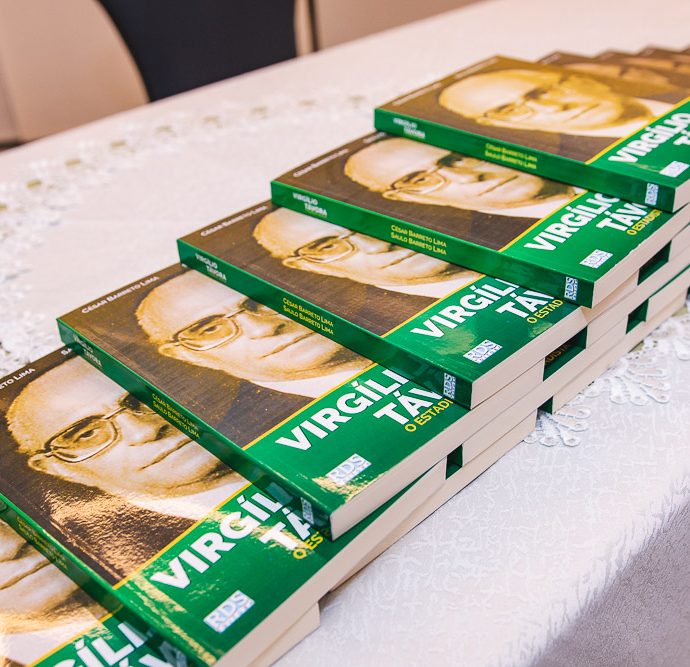 Livro Virgilio Tavora 