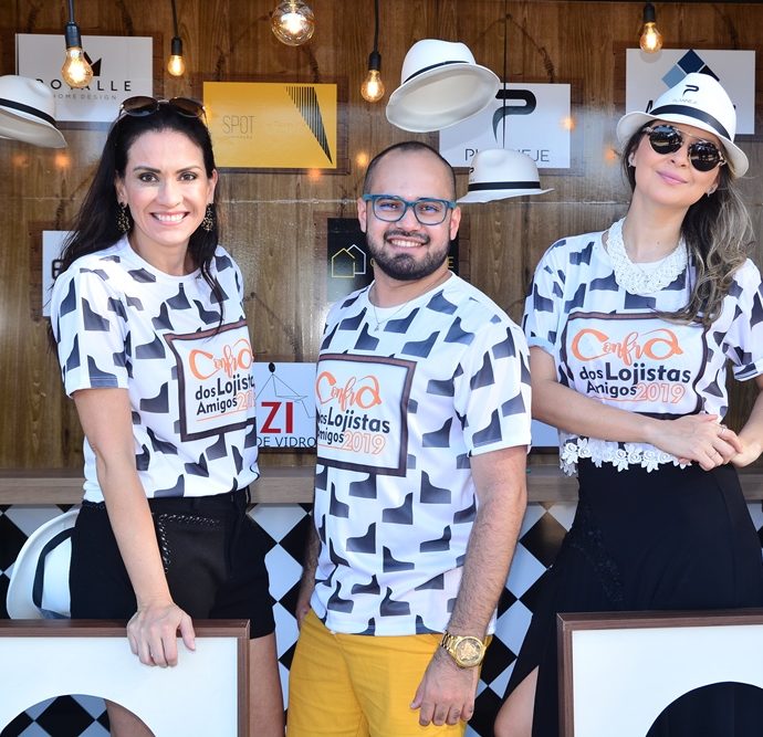 Luciana Carioca, Vitor Alves E Fabiana Stanck 