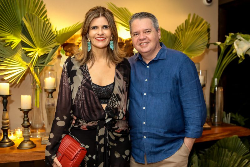 De bem com os astros - Jeff Pereira, deejays Ney e Itaquê comandam a animação do aniversário de José Carlos Pontes