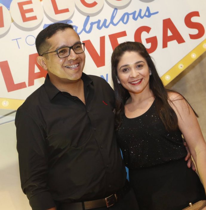 Luciano Santos E Sabrina Souza