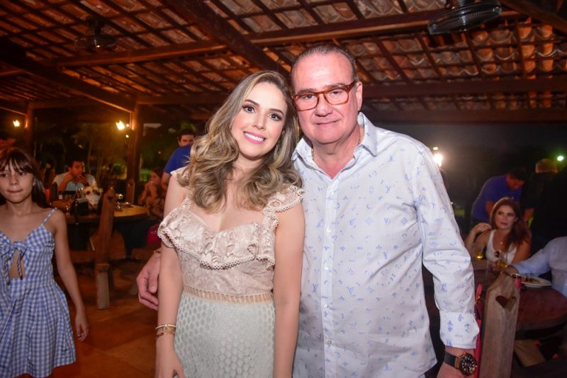 Confra Natalina - Lucinha e Chiquinho Feitosa recebem amigos em badalada confraternização na Fazenda Boisa