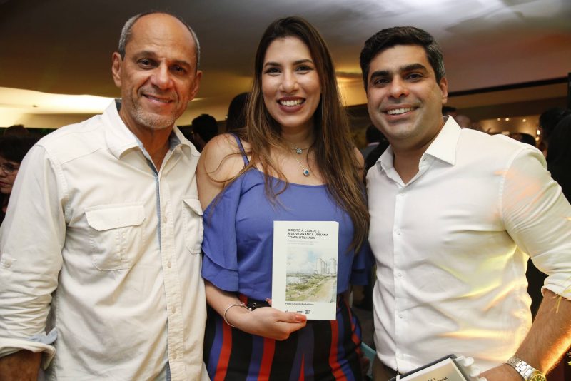 Cidade e Governança - Pedro Rocha Neto pilota lançamento de livro na Universidade de Fortaleza