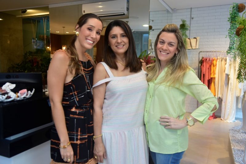 Happening - Manuela Melo recebe Lu Carvalho para papinho fashion na Meio Tom