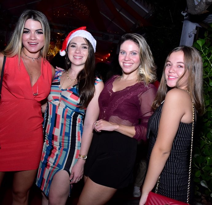 Mimi Braz, Carleane Rodrigues, Izabela Mustafa, Bia Coutinho