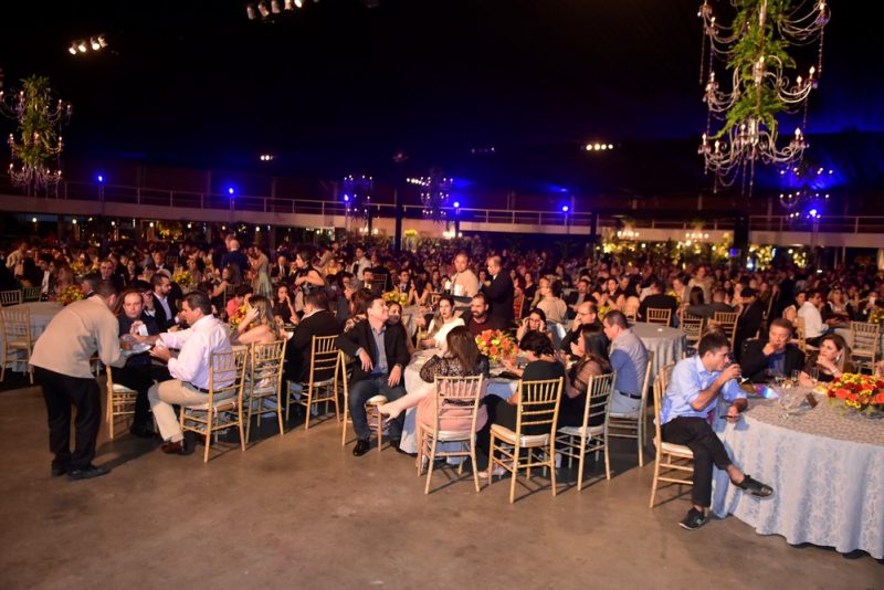 lojista do ano - CDL de Fortaleza entrega o Troféu Iracema 2019 ao empresário Wellington Holanda