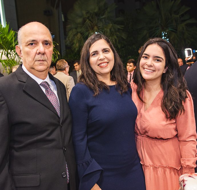 Pedro, Ana Cristina E Isabela Catrib