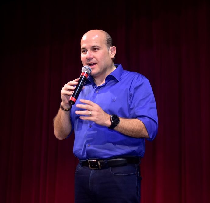 Prefeito Roberto Claudio 