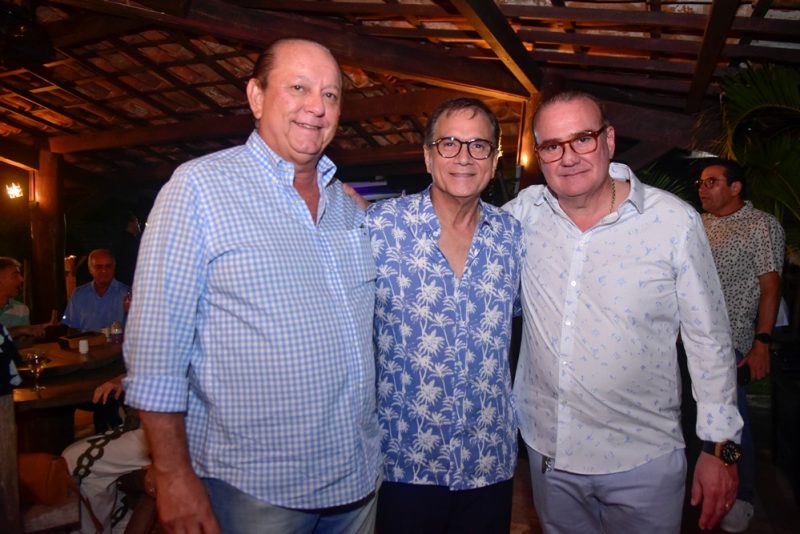 Confra Natalina - Lucinha e Chiquinho Feitosa recebem amigos em badalada confraternização na Fazenda Boisa