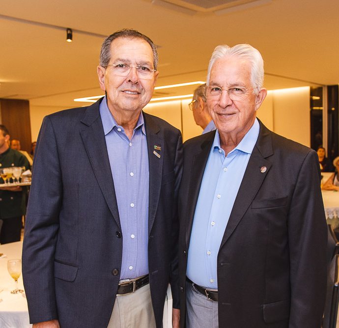 Ricardo Parente E Carlos Prado