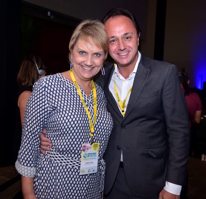 Roberta Nones E Rodrigo Cordeiro