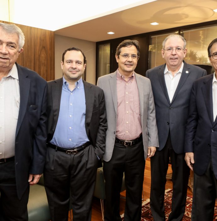 Roberto Macedo, Igor Barroso, Edilberto Pontes, Ricardo Cavalcante E Beto Studart
