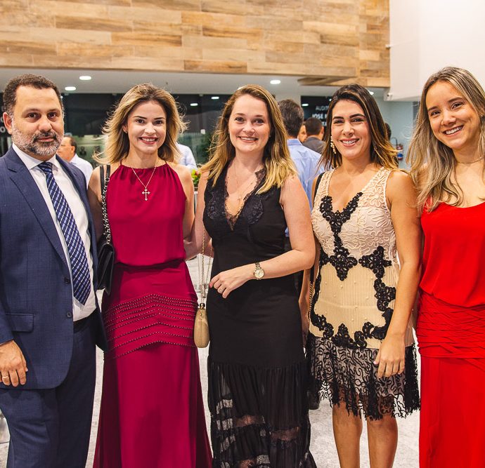 Roberto Passos, Jaqueline Sena, Monique Alencar, Stella Magalhaes E Alice Bruno