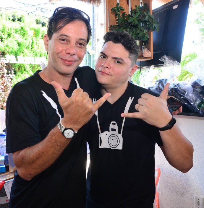 Robson Alves E Roni Vasconcelos