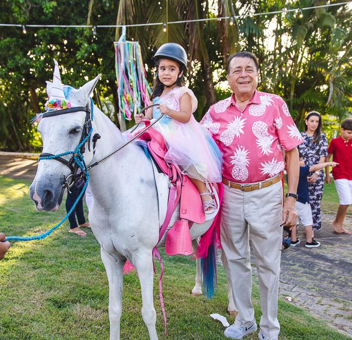 Sophia Rolim E Aristoteles Canamary