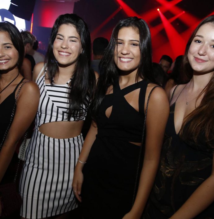 Thais Saru, Sarah Teixeira, Yasmin Limaverde E Valentina Deponce