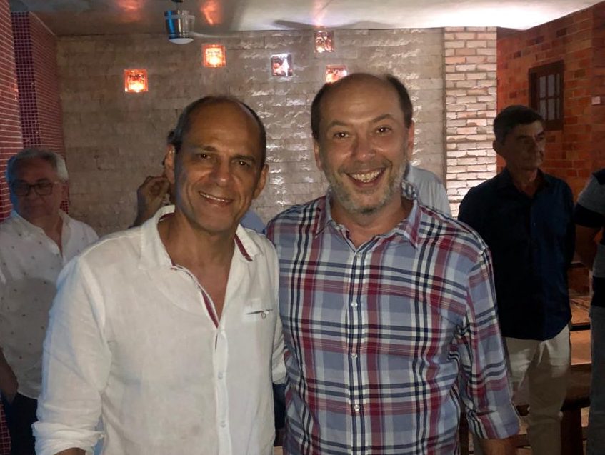 Mano Alencar foi uma das personalidades a marcar presença no aniversário de Ivo Gomes Mano Alencar foi uma das personalidades a marcar presença no aniversário de Ivo Gomes
