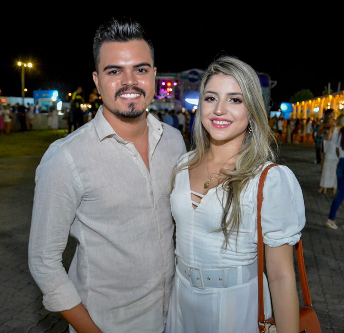 Alan Leite E Gessyca Queiroz