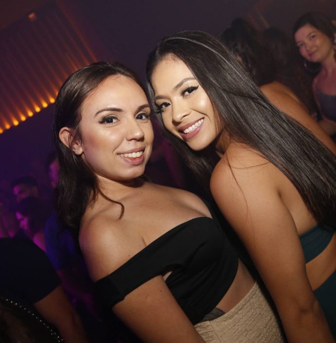 Camille Uchoa E Eduarda Carolino