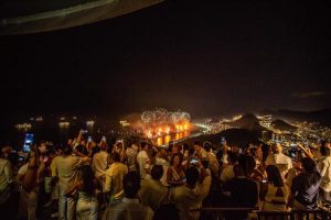 Festa No Morro Da Urca