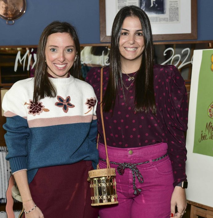 Marcela Muniz E Renata Adoni 