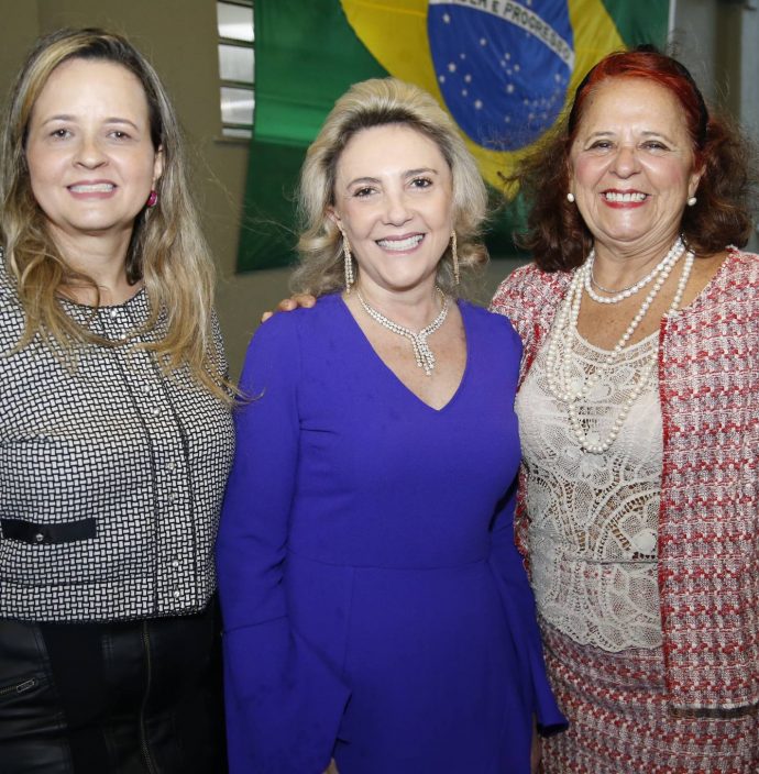Mychele Sampaio, Graca Da Escossia E Fatima Duarte