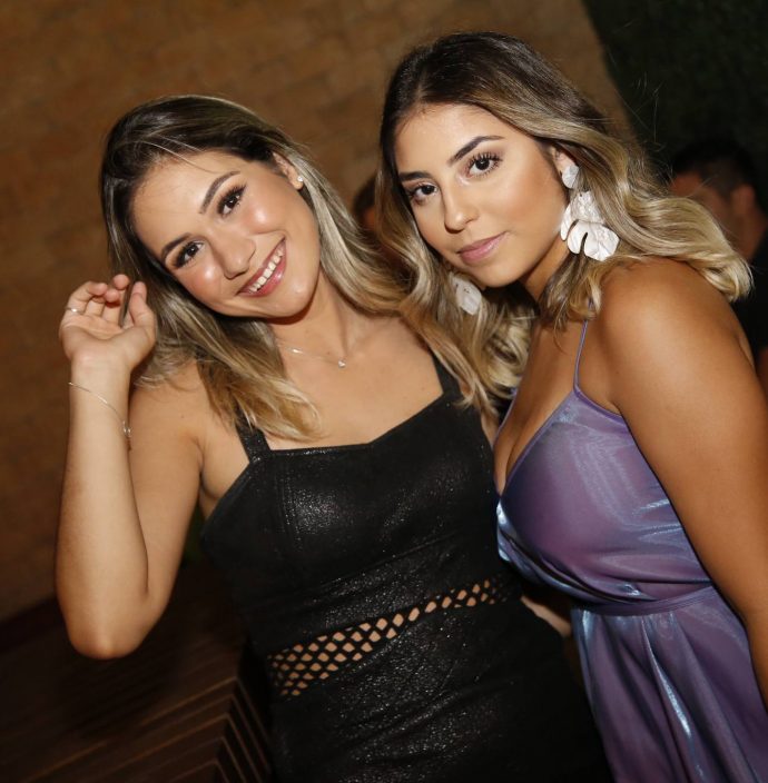 Raquel Moreira E Kauane Maia