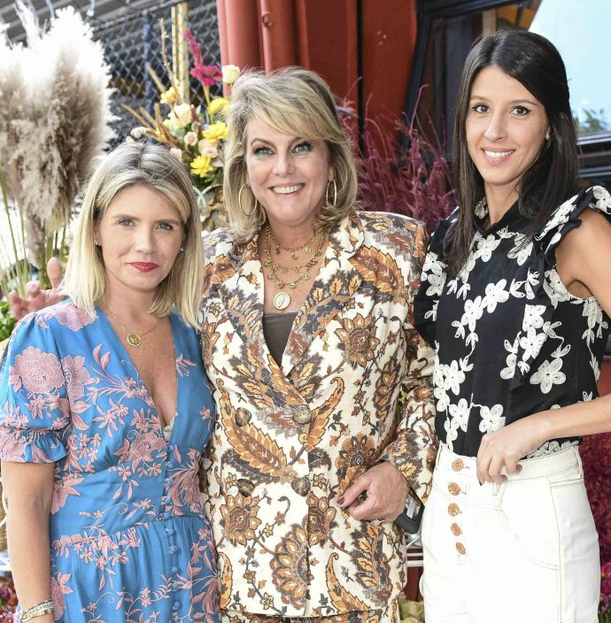 Thati E Riccy Souza Aranha E Maria Di Pace 