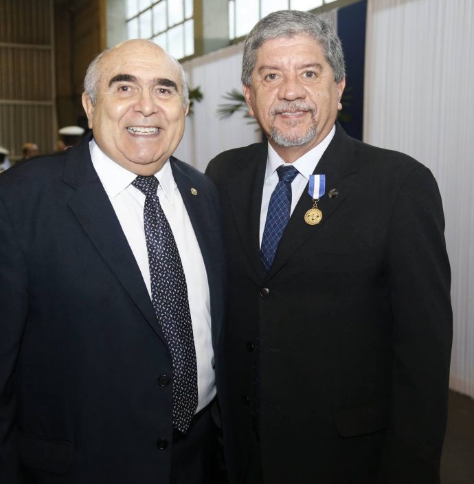 Wilton Daer E Sampaio Filho