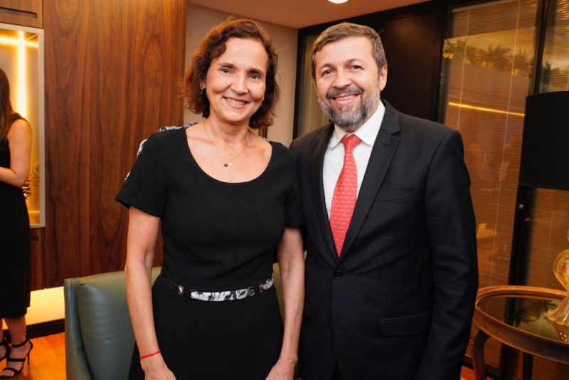 Dias melhores - Patriolino Dias reúne o PIB cearense em sua posse na presidência do Sinduscon-CE