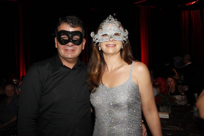 Baile de Máscaras - Com show de Diogo Nogueira, Bal Masqué movimenta o Marina Park Hotel