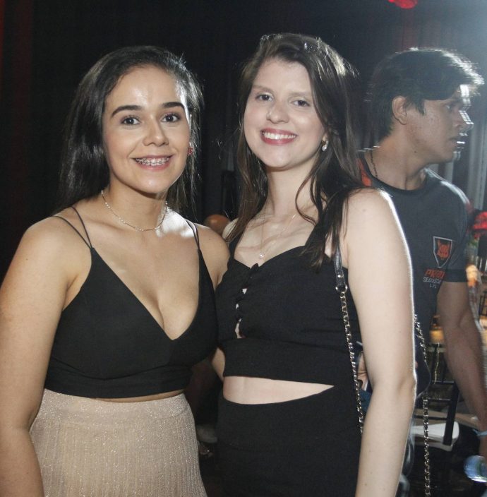 Cecilia Castro E Iza Pimentel