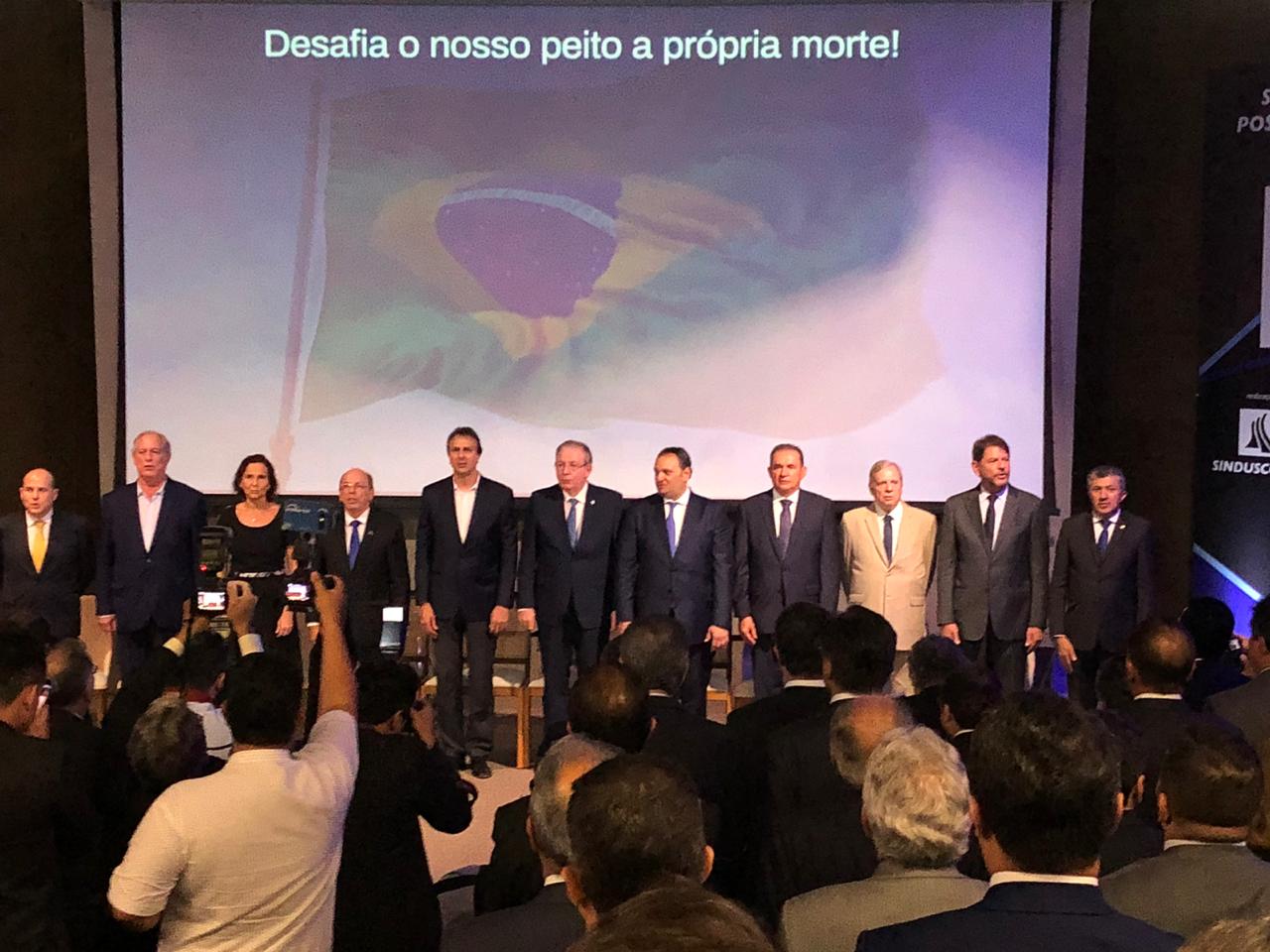 Posse de Patriolino Dias reúne o PIB político-empresarial do Ceará na Fiec