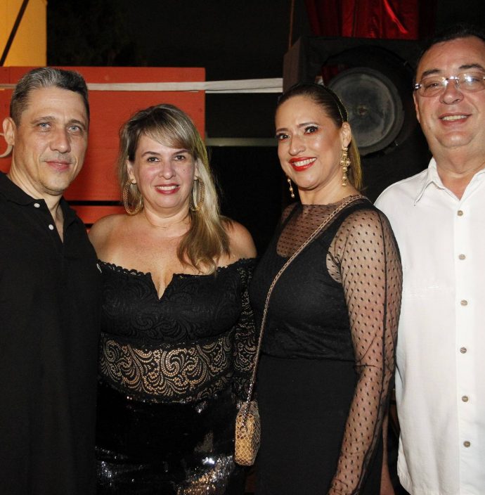 Emerson E Andrea Souza, Ana Claudia E Aristenio Canamary