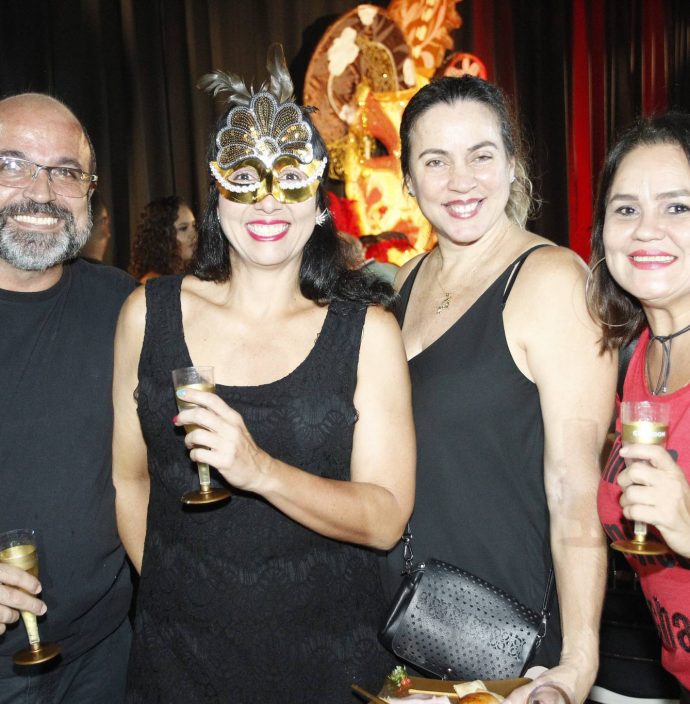 Jose E Luiza Amelia Alencar, Leca Novaes E Val Sales