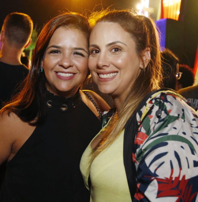 Juliana Menezes E Camila Estrela