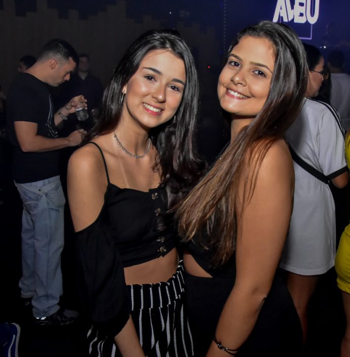 Karina E Gianine Silveira