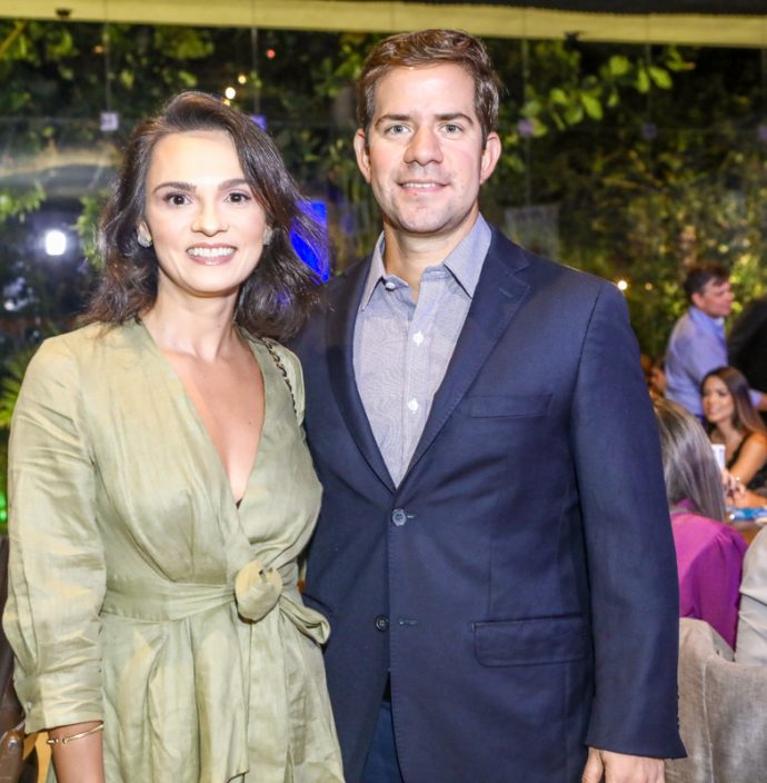 Liana E Joao Crispim