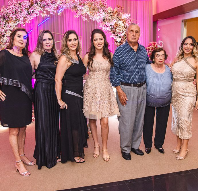 Lucia Helena Paiva, Adriana Cabral, Natalia Brandao, Lais Cabral, Ubiratan Laje E Zuleica Laje E Virginia Laje