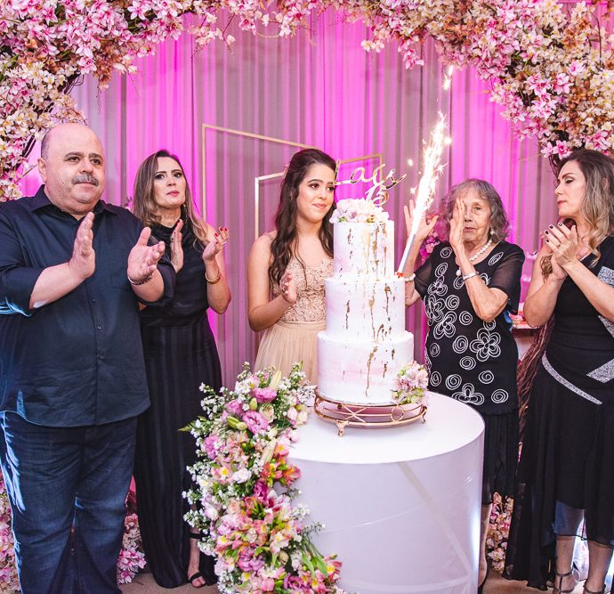 Parabens De Lais Cabral 