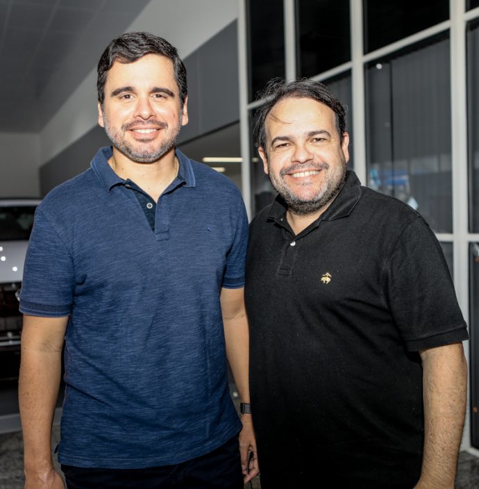 Pedro Meneleu E Marcos Viveiros